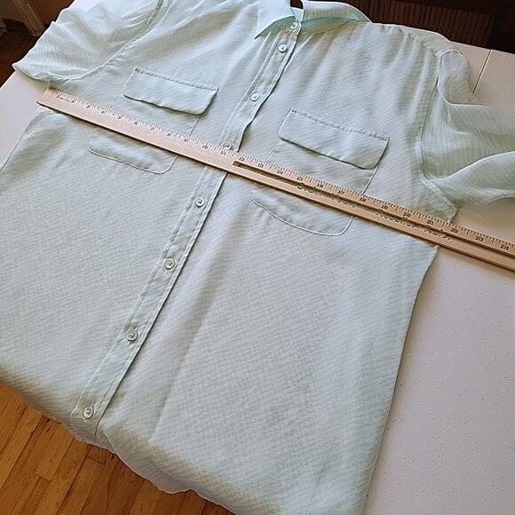 Equipment Femme Sheer Silk Button Up Blouse Large Long Sleeve Green Animal Print - Picture 6 of 10